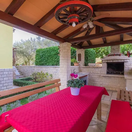 Apartamento Meden By Interhome