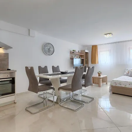 Meden By Interhome Apartamento Galižana